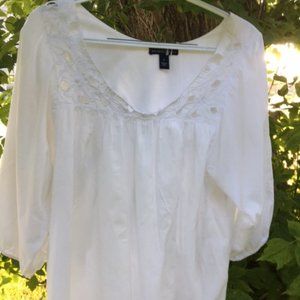 Crisp, White, Cotton Blouse with Lace NWOT  M